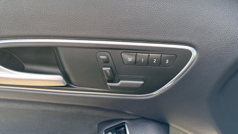 Mercedes-Benz GLA 220d 4Matic AMG Line 5dr Auto [Prem Plus] Diesel Hatchback